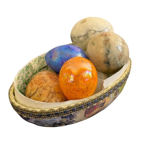 Alabaster Easter Eggs Various Sizes Set Of 7 & Decoupage Egg Half Display - Picture 3 of 4